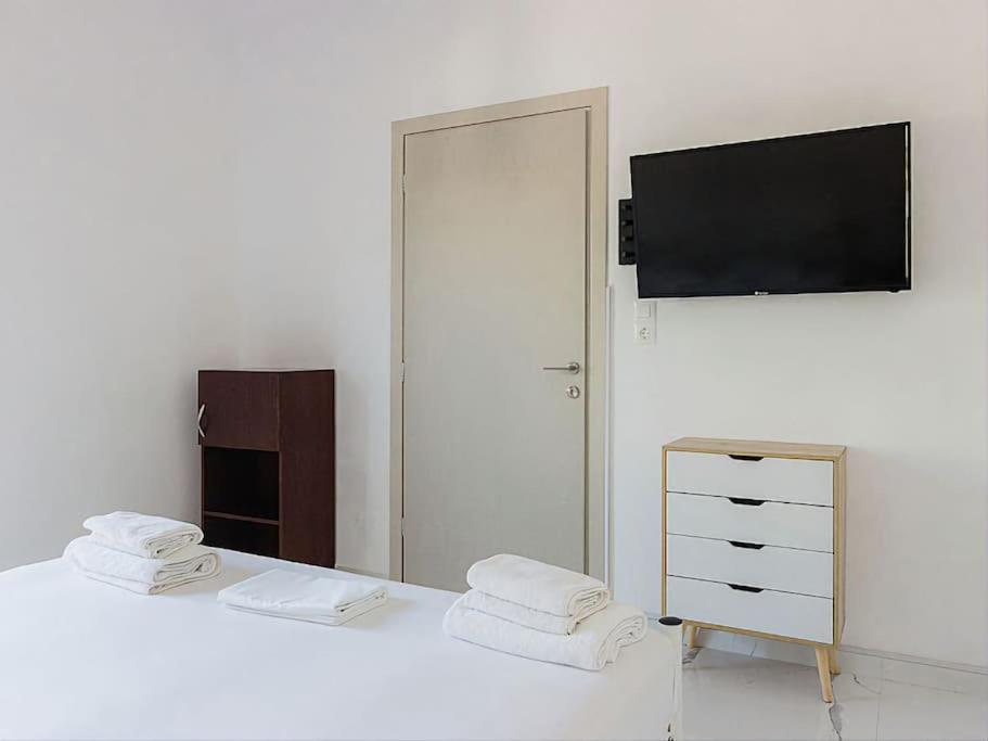 Modern One Bedroom Beachside Chersonissos