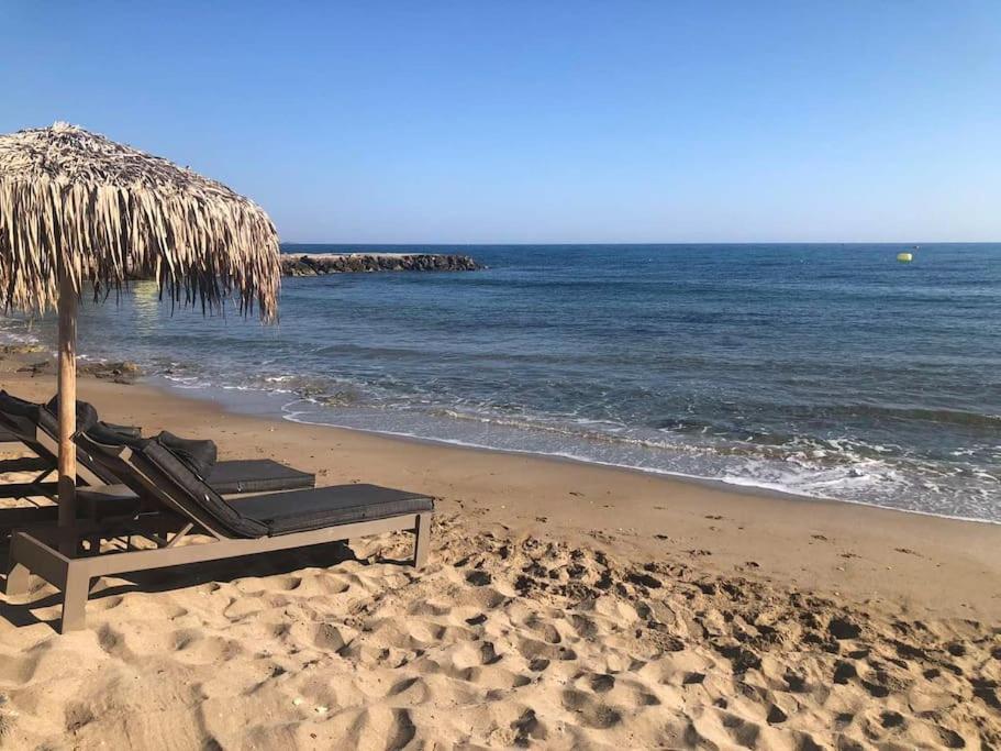 Modern One Bedroom Beachside * Chersonissos